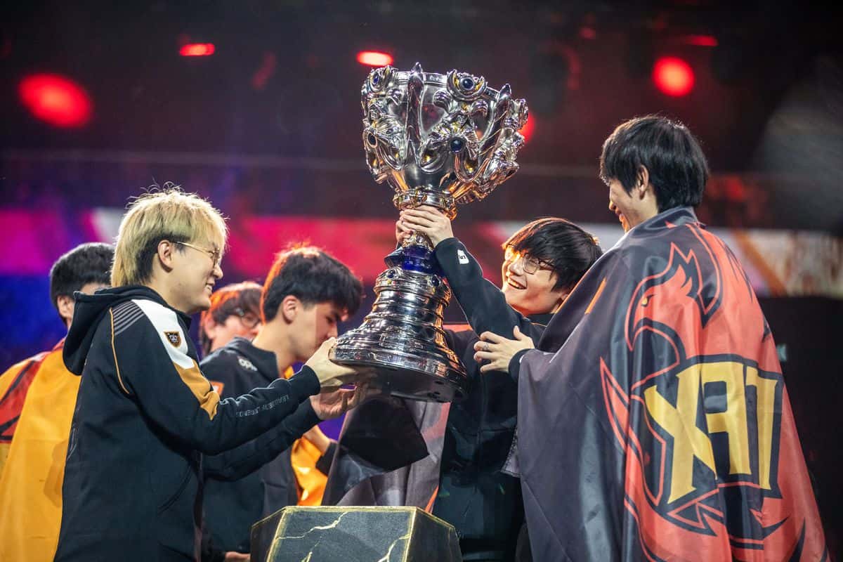 fakerf skt t1 gelmiş geçmiş en iyi mid lane