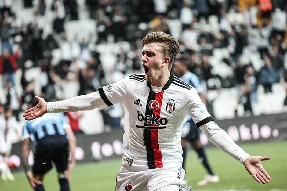 FM 23 Dört Büyükler: Genç ve Yüksek Potansiyelli Sol Bekler