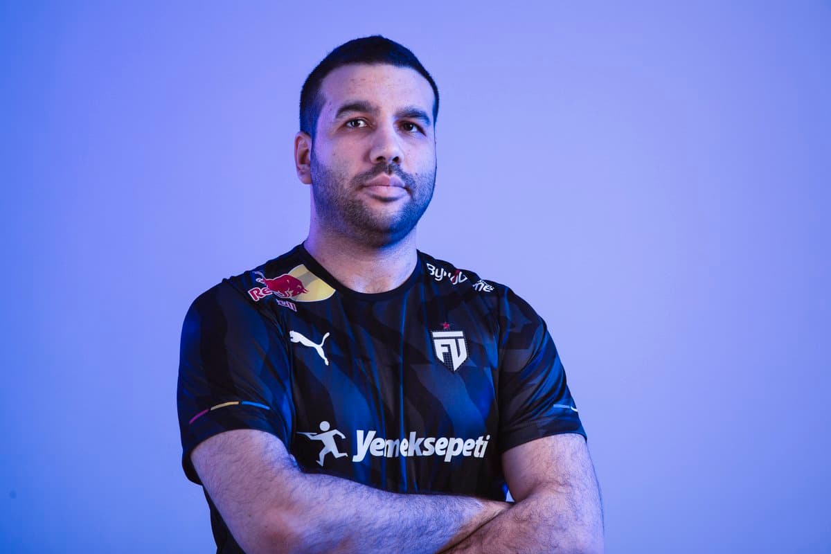Salih marqnue Valorant Kaç Yaşında