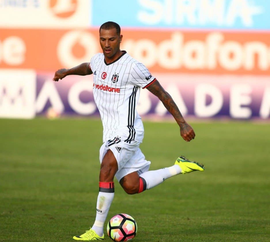 fifa 22 rabona nasıl yapılır