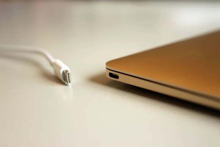 Laptop USB sarj