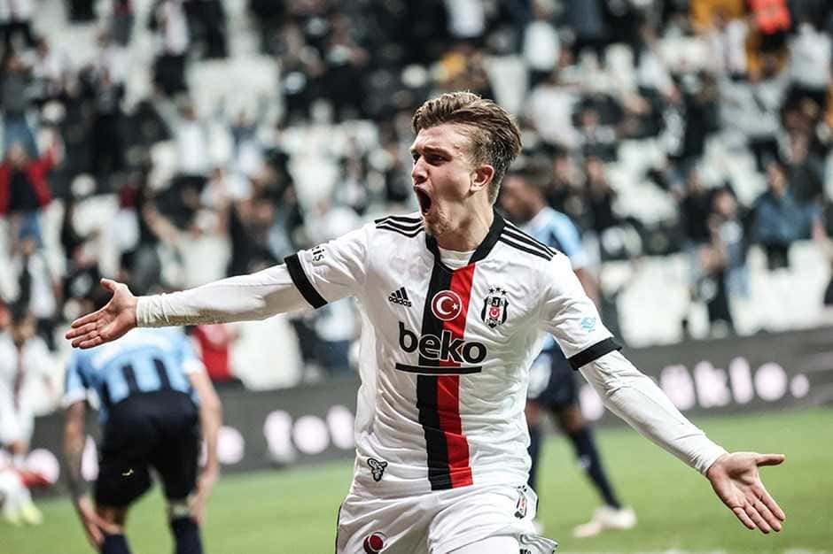 FM 23 Dört Büyükler: Genç ve Yüksek Potansiyelli Sol Bekler