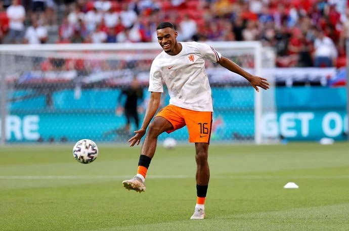 FM 22 Ryan Gravenberch Wonderkids