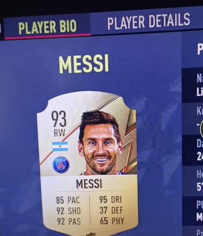 Messi ve Ronaldo FIFA 22 Kartları Paylaşıldı