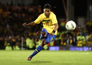 Toplara Beckham Gibi Vurun! FIFA 22 Frikik Taktikleri!