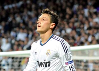 FIFA 22 Geriye Dönüş Mesut Özil