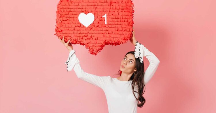 Instagram Postu Saat Kaçta Atılır? 2022