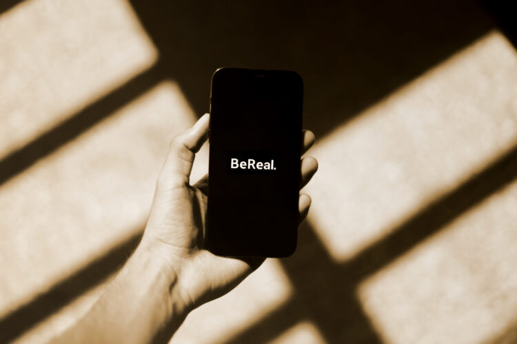 BeReal Nedir? 2023