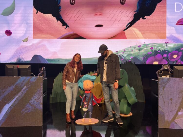 Domino The Little One vs Gamer Papers