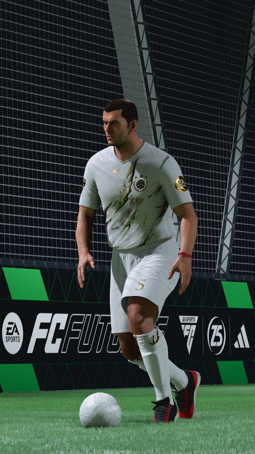 Zinedine Zidane Z5 Sahası EA SPORTS FC